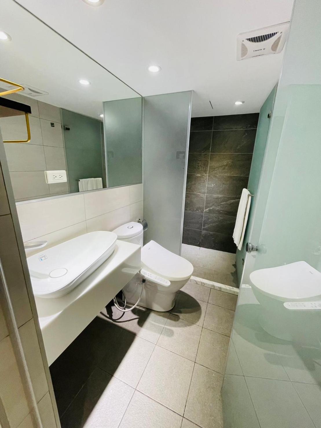 森浩文旅 Hotel Тайпей Екстериор снимка